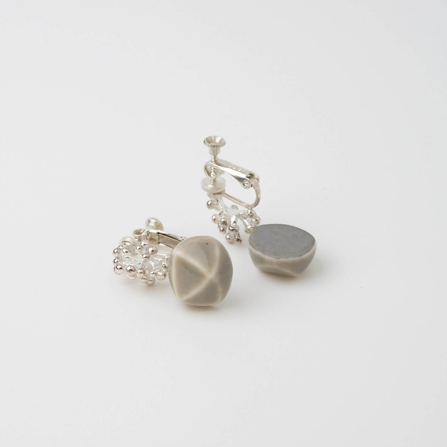 ピアス・イヤリング