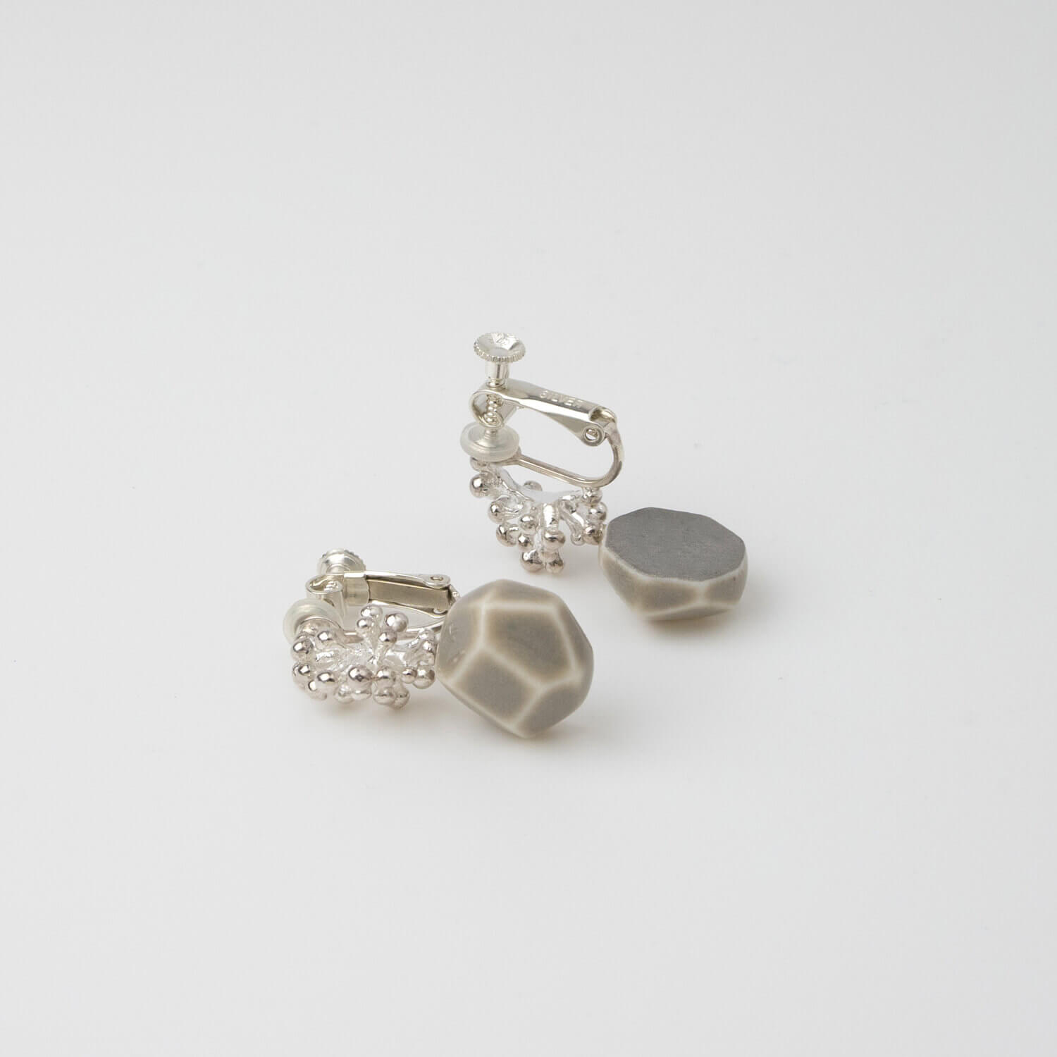 ピアス・イヤリング